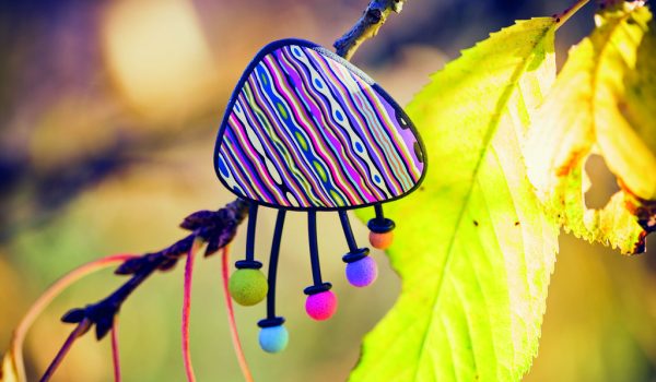 Veselá letní brož