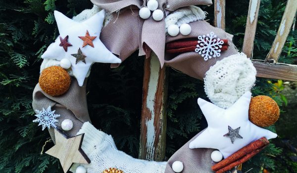 Věnec ze starého svetru