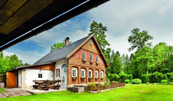 Chalupa z moderní doby kamenné