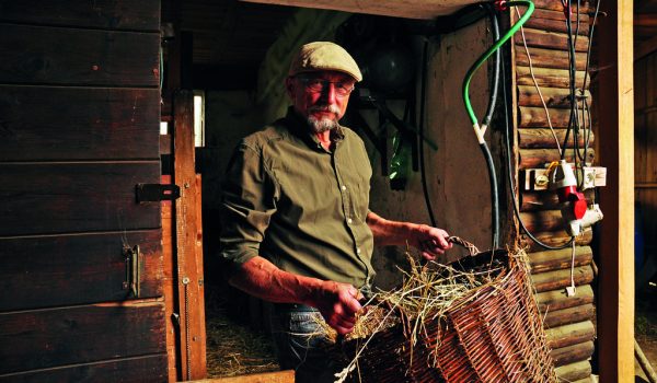 Ivo Kratochvíl: Pletení slaměných ozdob je pro nás odměna