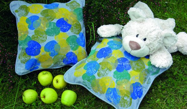 Polštářky potištěné jablky