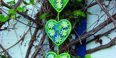 Renovovaný srdíčkový závěs