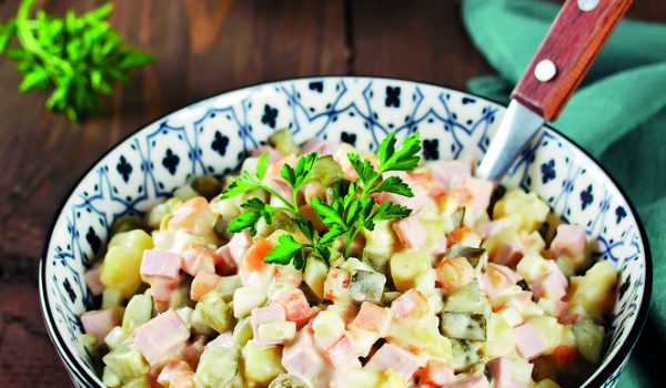7 tipů, jak odlehčit tradiční bramborový salát