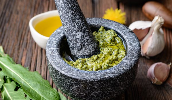 Pampelišky v kuchyni: Připravte si dobroty plné žlutých květů