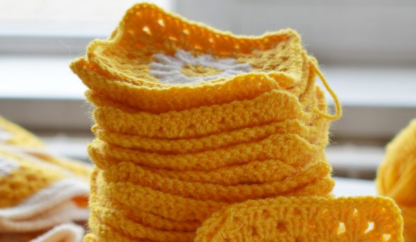 Babiččiny čtverce s kopretinou