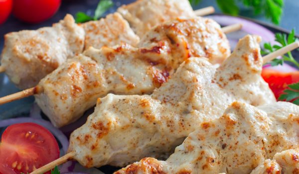Grilovací sezóna na vaší zahradě: Dáte si kebab nebo hamburger?