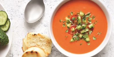 V hlavní roli zelenina: Připravte si gazpacho, cuketové hranolky nebo plněná rajčata